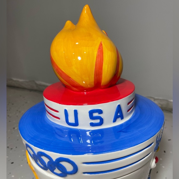 Vintage 1996 USA Olympics Looney Tunes Cookie Jar Warmer Bros. LIKE NEW - Picture 7 of 11